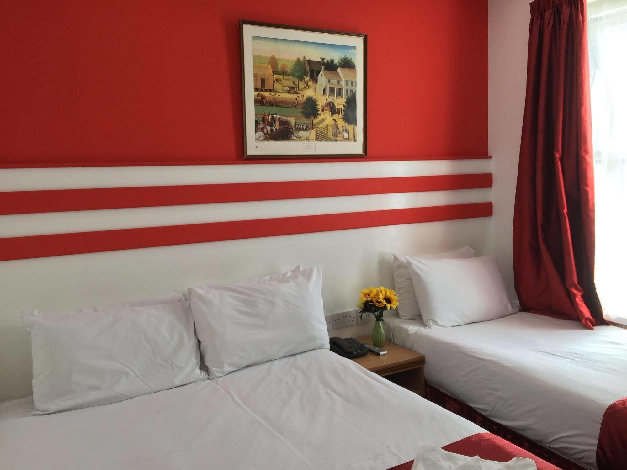 Euro Hotel เวมบลีย์ ภายนอก รูปภาพ